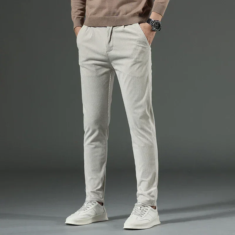 Giovanni - Comodi pantaloni in velluto a coste - Image 4