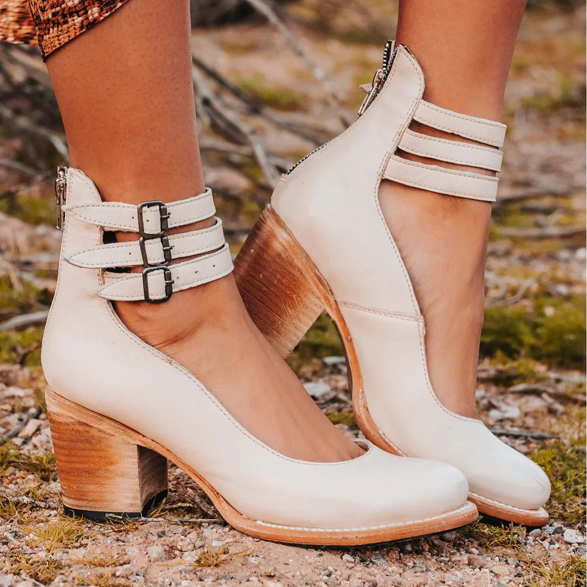 Sorellina - Stivaletti in Pelle Chic - Image 4